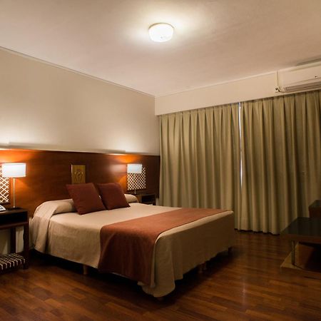 Hotel Victoria Plaza Сальта Экстерьер фото